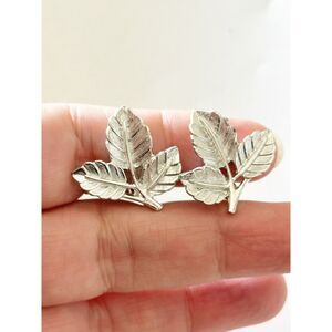 Silver Leaf Clip On Earrings Vintage Sarah Coventry Silver Tone Jewelry